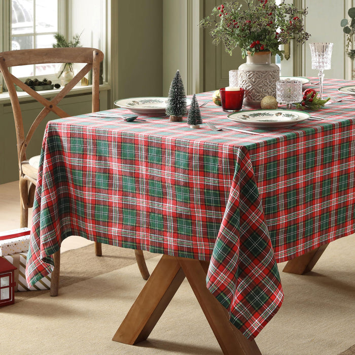 Home Bargains Plus Rudolph Plaid Fabric Tablecloth,Traditional Red and Green Check Pattern, Cotton Blend Holiday Table Cover for Christmas Dining and Winter Decor