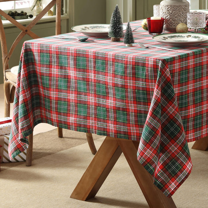 Home Bargains Plus Rudolph Plaid Fabric Tablecloth,Traditional Red and Green Check Pattern, Cotton Blend Holiday Table Cover for Christmas Dining and Winter Decor
